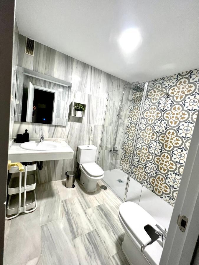 Puerto Deluxe Appartement Málaga Buitenkant foto